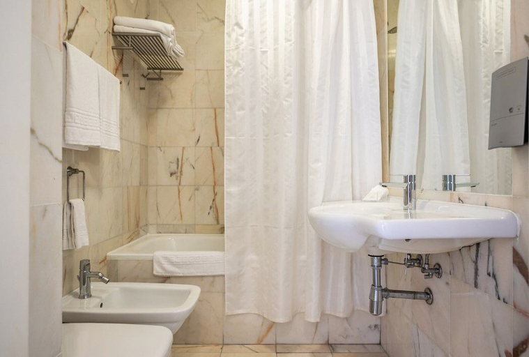 Bathroom 4, Hotel Solar Dos Mascarenhas, Vila Viçosa