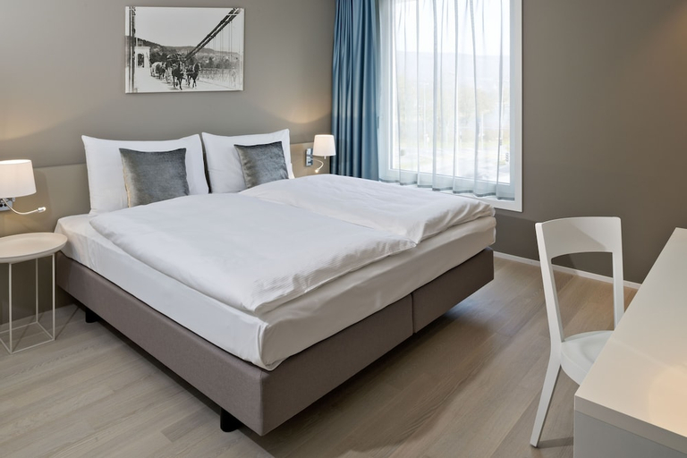 Bedroom 2, Hotel Kettenbrücke, Aarau