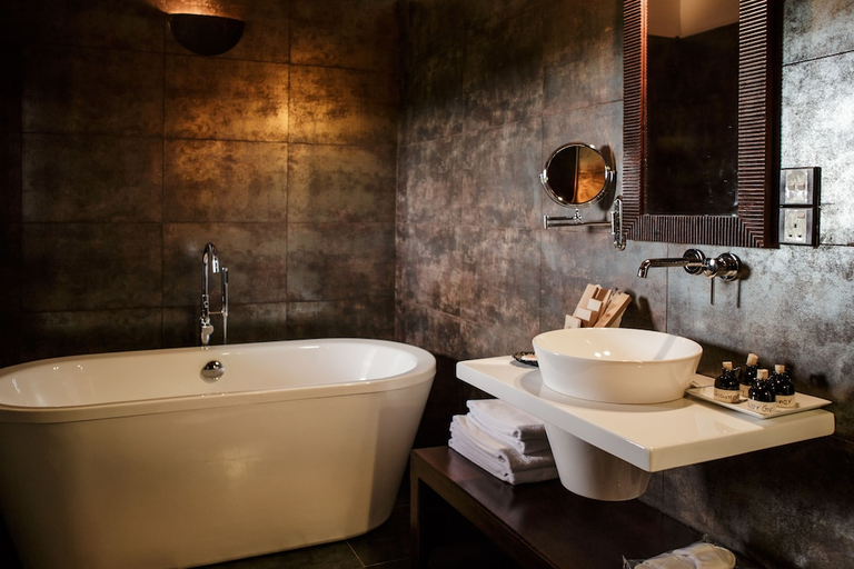 Bathroom 5, Thaulle Pure Ayurveda Resort, Thissamaharama