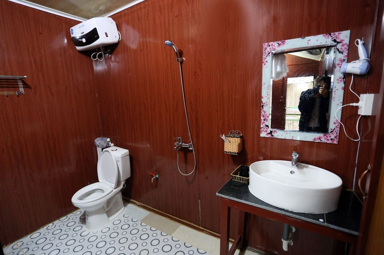 Bathroom 4, Green Hill Hostel & Homestay, Hà Giang