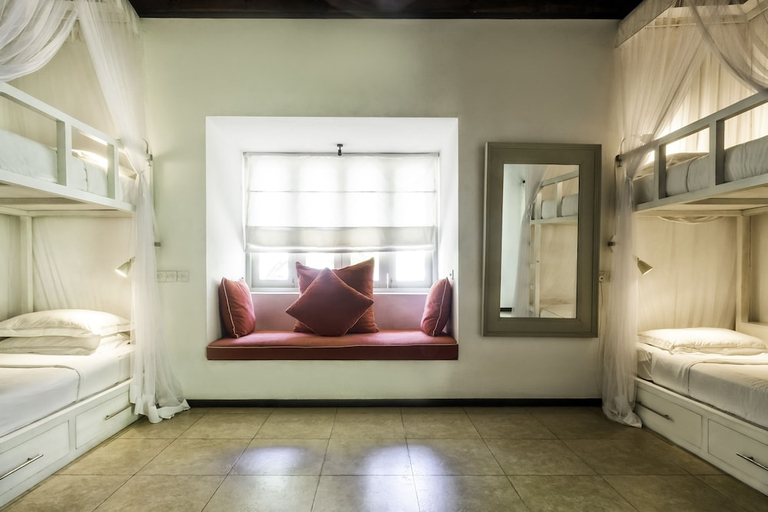 Bedroom 3, Elysium, Habaraduwa