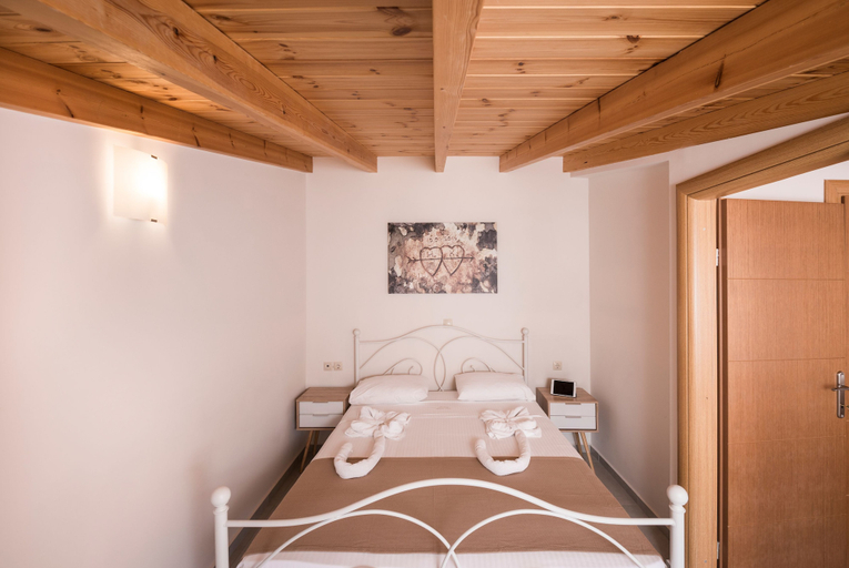 Bedroom 3, Athina Apartments, Crete
