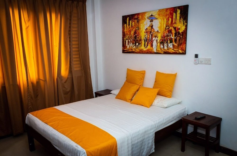 Bedroom 2, Sri Kandyan Bungalow, K.F.G. & G. Korale