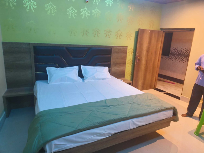 Room 5, Acharya Residency, Puri