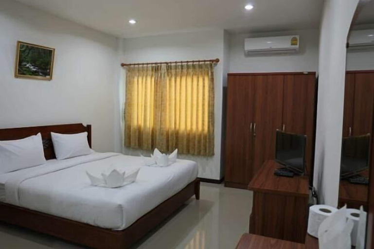Bedroom 2, De-Complex Apartment, Yang Talat