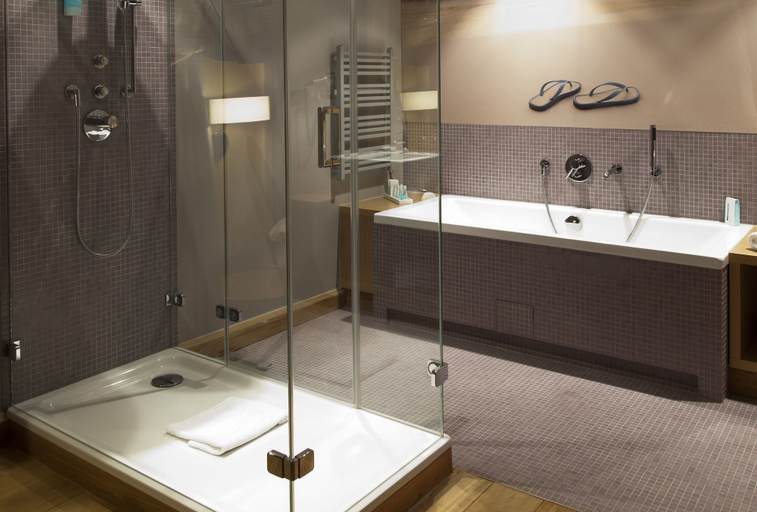Bathroom 4, Sopot Marriott Resort and Spa, Gdańsk City