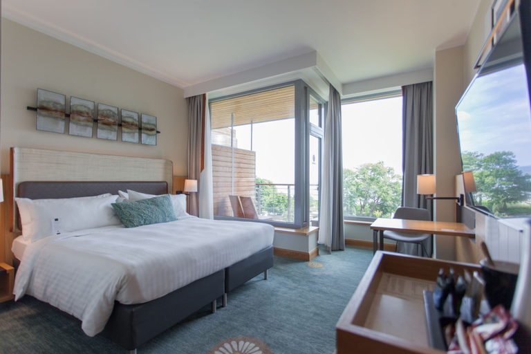 Bedroom 3, Sopot Marriott Resort and Spa, Gdańsk City