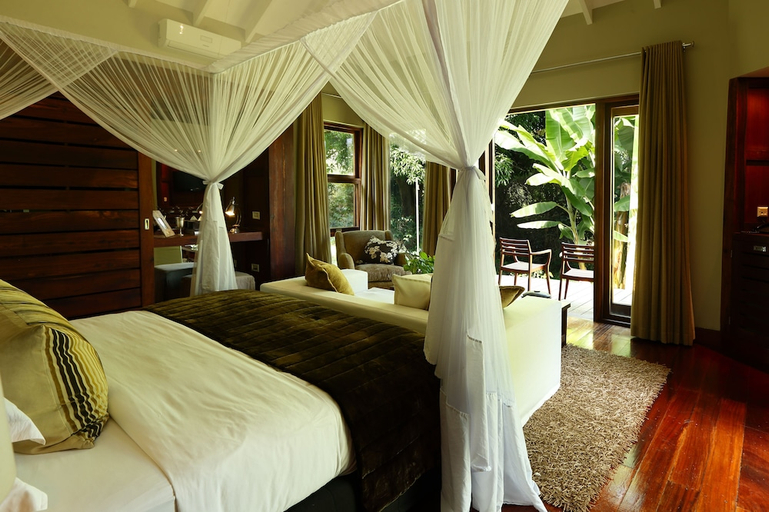 Bedroom 3, Lake Duluti Lodge, Meru