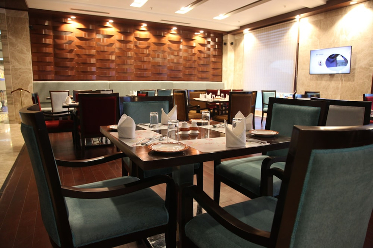 Food & Drinks 5, The Lal Vilas Hotel & Resort, Alwar
