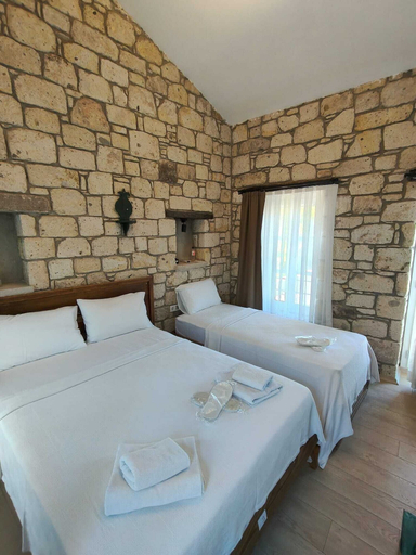 Room 4, Kervan Yazgülü Hotel, Çeşme