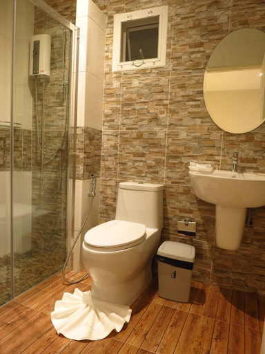 Bathroom 3, Winrisa Place, Phuket Island