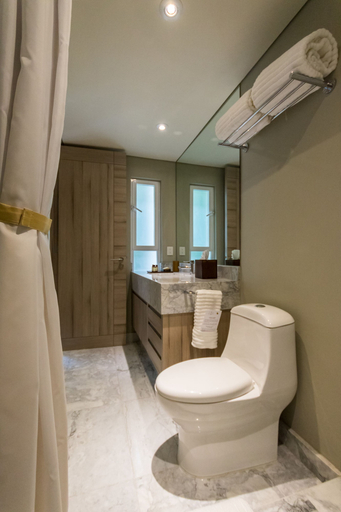 Bathroom 4, Casa Mali Boutique Hotel, Mexico City