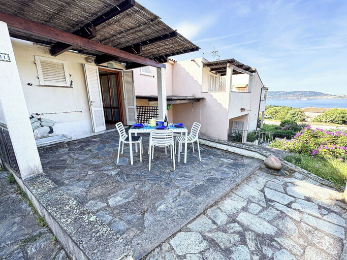 Outdoor dining 5, Ostrica Apartment, Haute-Corse