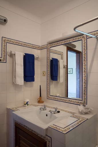 Bathroom 3, CASA DOS VARAIS, Lamego