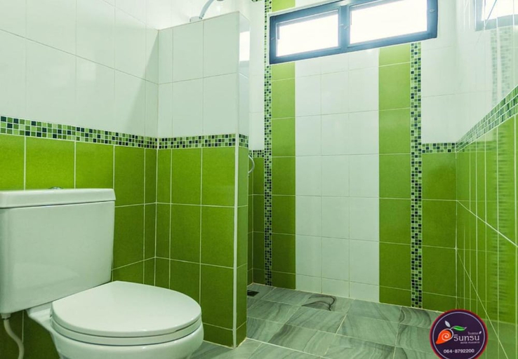 Bathroom, Warintorn Court, Muang Nong Khai