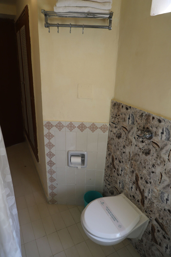 Bathroom 4, HIMMATGARH PALACE, Jaisalmer