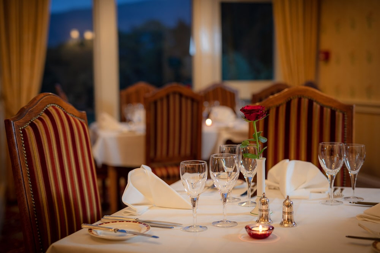 Food & Drinks 5, Glengarry Castle Hotel, Highland