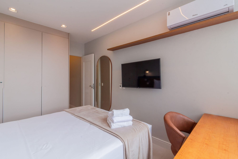 Room 2, 5 Minutes From Copacabana Beach Br1105, Rio de Janeiro