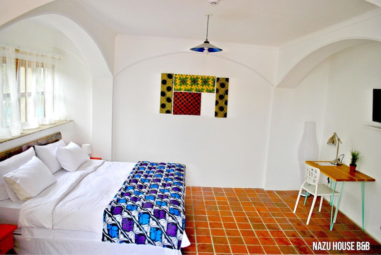 Others 2, NAZU HOUSE, Guayaquil