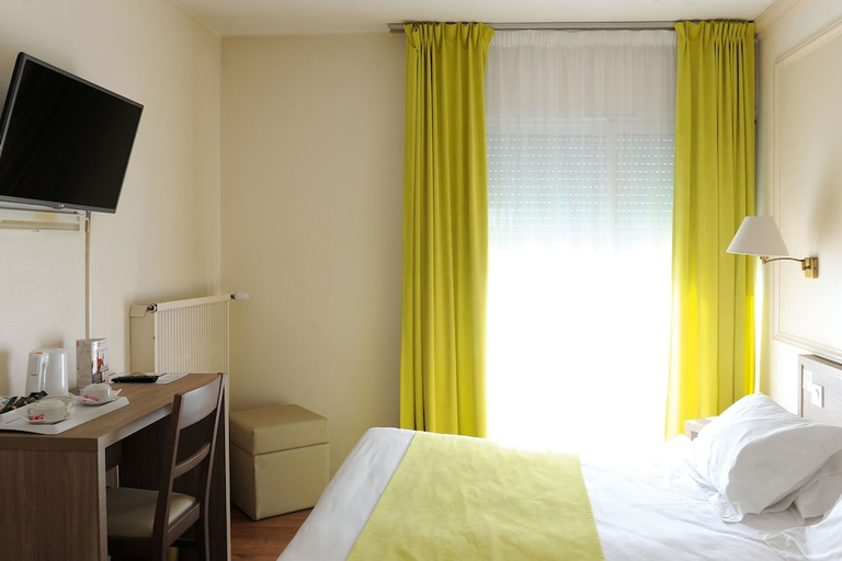 Bedroom 3, Beau Rivage, Charente-Maritime