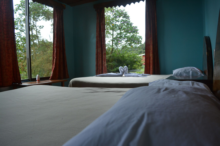 Bedroom 2, Vista Verde Lodge, Abangares