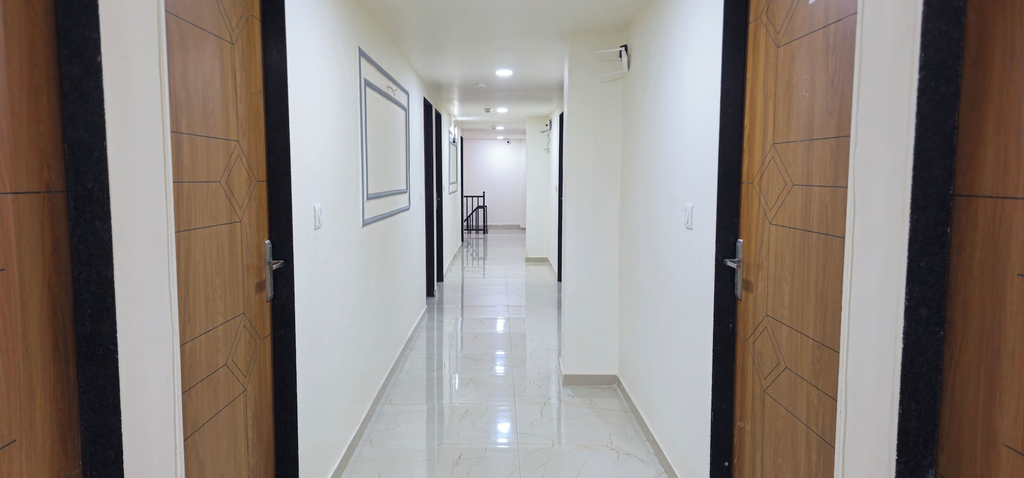 Interior 2, HOTEL APEX INN, Kheda