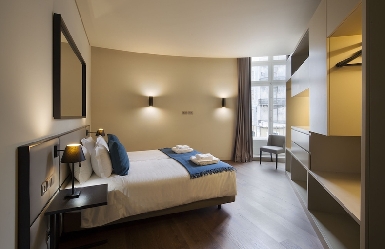 Bedroom 2, Lisbon Five Stars Apartments 8 Building, Lisbon