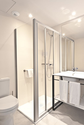 Bathroom 5, Ryans Ibiza Apartments (Adults Only), Baleares