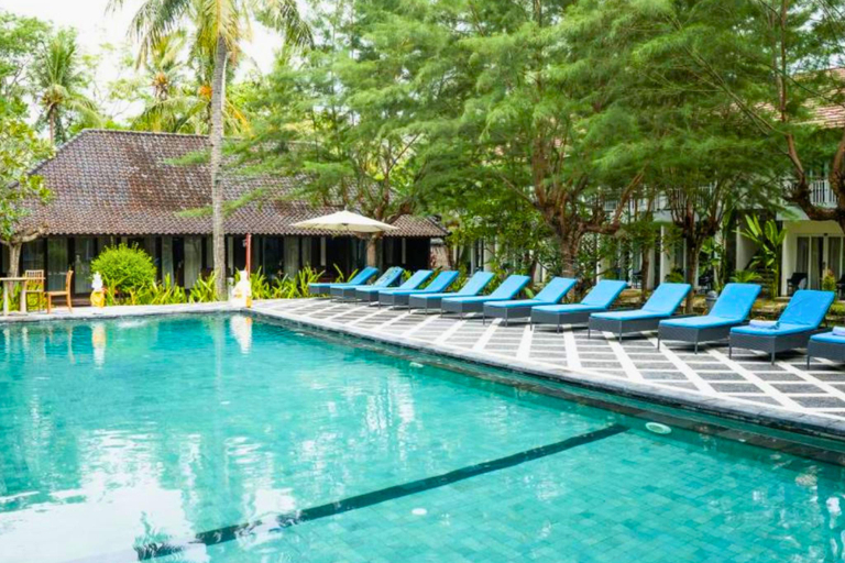 Sport & Beauty 2, Romantic 1 BR Superior Modern Beach Front Y025, Lombok