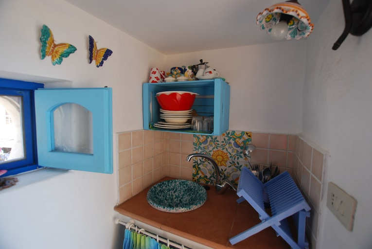 Others 5, Zenzero Studio, Messina