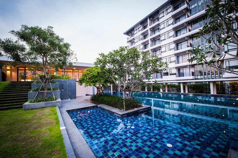Sport & Beauty 5, Burgundy Residence, Sri Mahar Pho