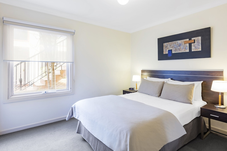 Bedroom 2, Hawthorn Gardens Serviced Apartments, Melbourne
