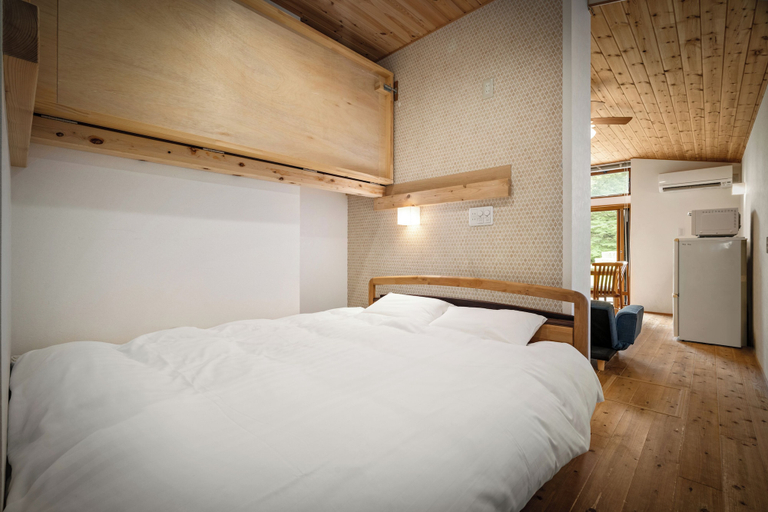 Bedroom 2, Mountain Home Lodge in Deer Park, Nara