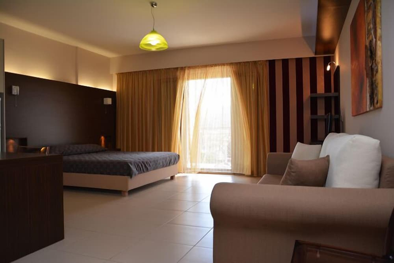 Others 3, Tsokas Hotel, Peloponnese