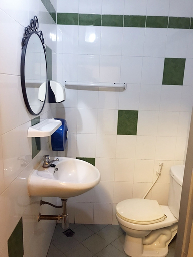 Bathroom 4, NEW iHouse Hotel, Vientiane
