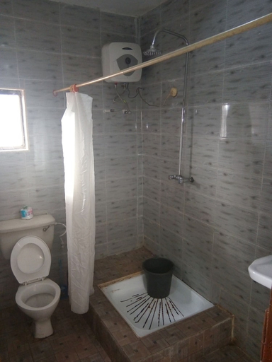Bathroom, Hotel De Horizon, AbujaMun
