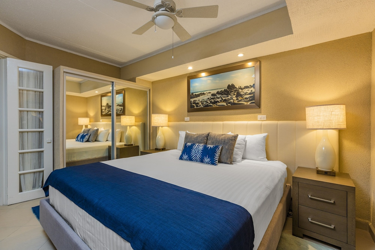 Bedroom 2, Playa Linda Beach Resort