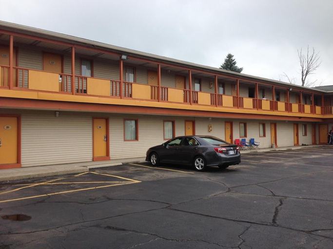 Exterior & Views, Cadet Motor Inn, Branch