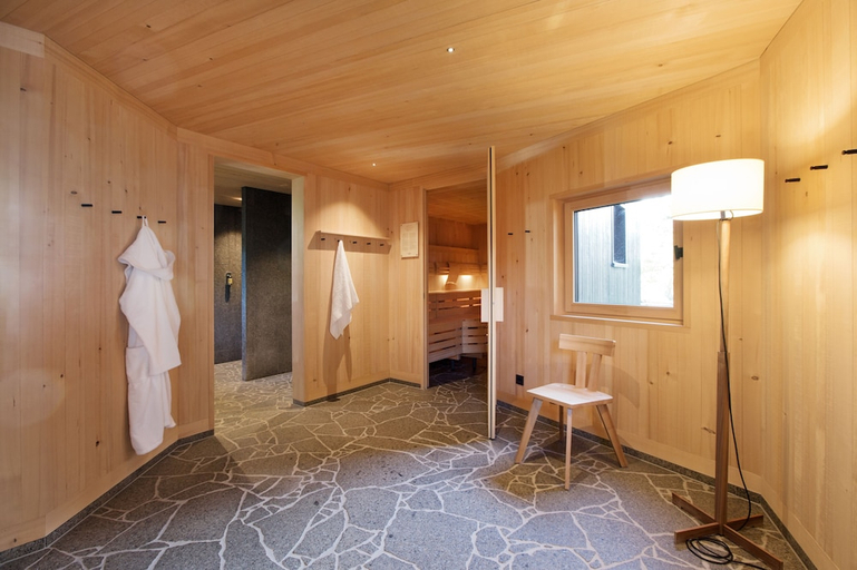Others 3, HOTEL GASTHOF KRONE, Bregenz