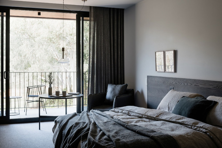 Bedroom 3, The Mitchelton Hotel Nagambie - MGgallery by Sofitel, Strathbogie