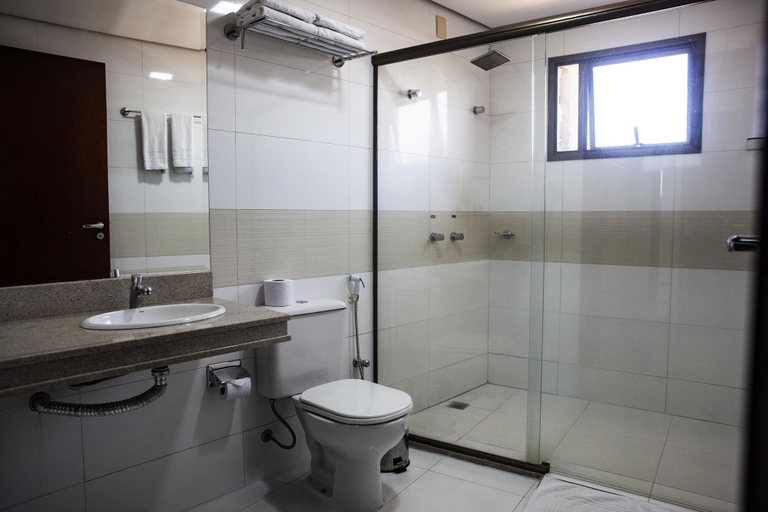 Bathroom 4, Hotel D'luca, Cuiaba