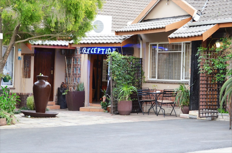 Exterior & Views, Matt's Rest B&B and Self Catering, Umgungundlovu