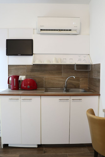 Others 4, Layiotis Hotel Apartments, Larnaca