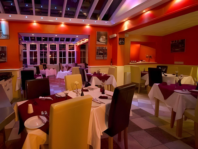 Food & Drinks 4, Albert And Victoria Hotel, Sefton
