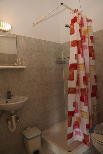 Bathroom 5, Kastelli Hotel, South Aegean