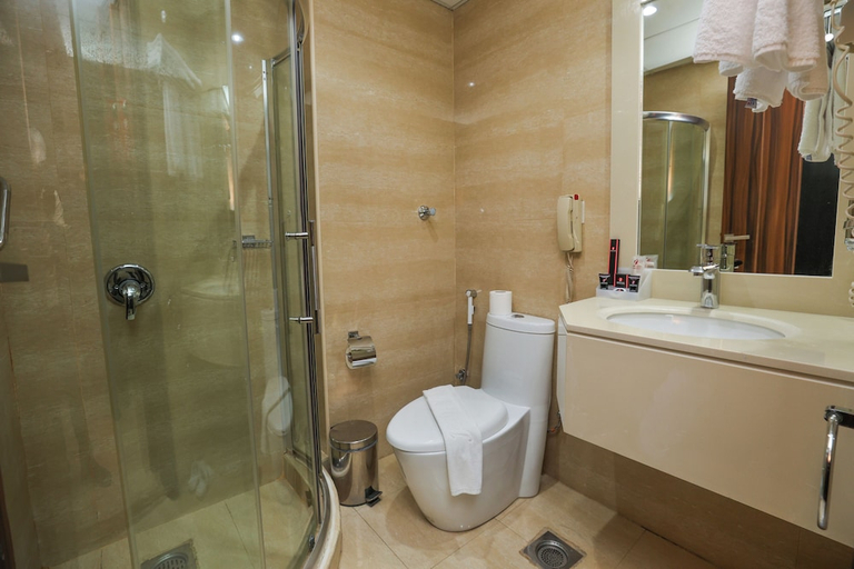 Bathroom 5, Reef Global Hotel, Makkah