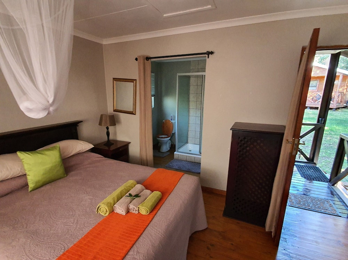Bedroom 5, Mist of Gold, Mopani
