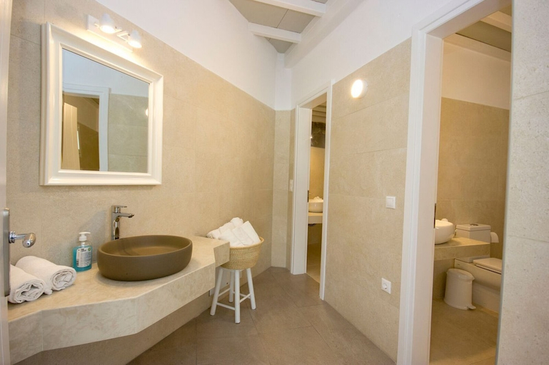Bathroom 3, Anixi Hotel, South Aegean