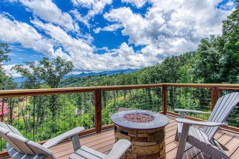 Property grounds 2, Sunrise Chalet, Sevier
