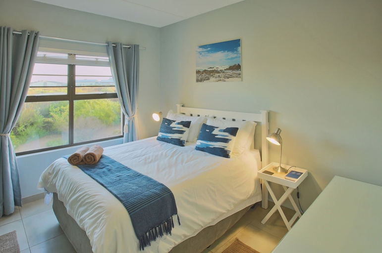 Bedroom 2, 4 Bella Casa Self Catering, West Coast